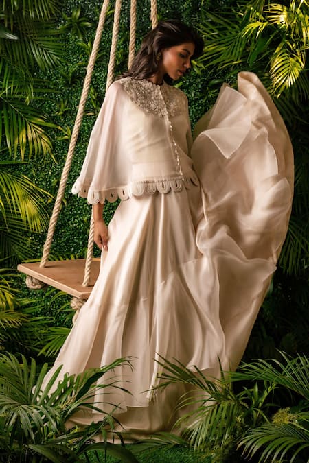 Pallavi Poddar_Ivory Organza, Satin, Lycra Pearls Scallop Hem Cape And Tiered Skirt Set _Online_at_Aza_Fashions
