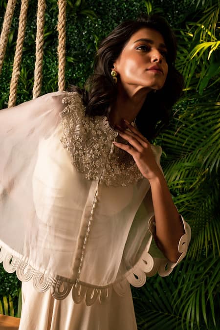 Buy_Pallavi Poddar_Ivory Organza, Satin, Lycra Pearls Scallop Hem Cape And Tiered Skirt Set _Online_at_Aza_Fashions