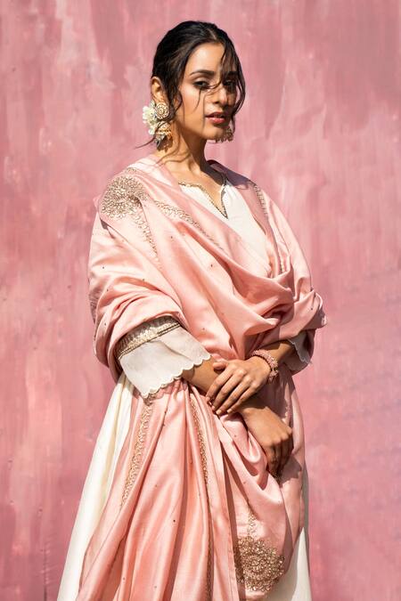 Weaver Story Off White Chanderi Silk Gota Patti, Embroidery Kurta Set With Border Dupatta Online at Aza Fashions Weaver Story_Off White Chanderi Silk Gota Patti, Embroidery Kurta Set With Border Dupatta _Online_at_Aza_Fashions