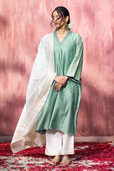 Shop Weaver Story Blue Silk, Gota Patti, Embroidery V-neck Sleeve Kurta Set Online at Aza Fashions Shop_Weaver Story_Blue Silk, Gota Patti, Embroidery V-neck Sleeve Kurta Set _Online_at_Aza_Fashions