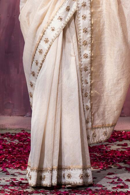 Weaver Story_Off White Chanderi Embroidery Thread Floral Border Saree _Online_at_Aza_Fashions