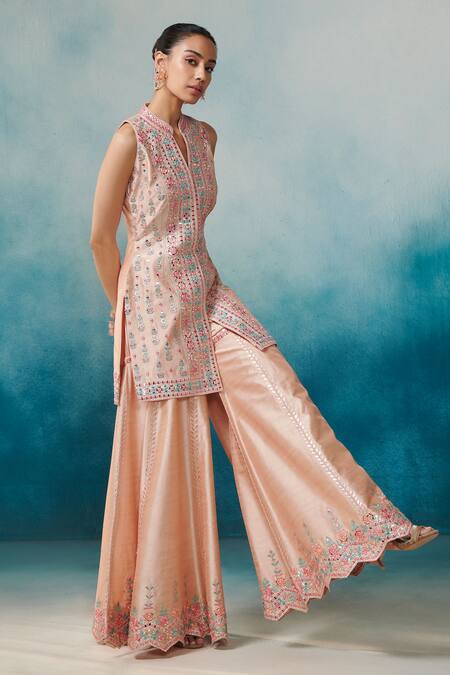 Buy SUHINO Peach Silk, Organza Gota Patti, Mirrors, Embroidery Bandeau Kurta Gharara Set Online at Aza Fashions Buy_SUHINO_Peach Silk, Organza Gota Patti, Mirrors, Embroidery Bandeau Kurta Gharara Set _Online_at_Aza_Fashions
