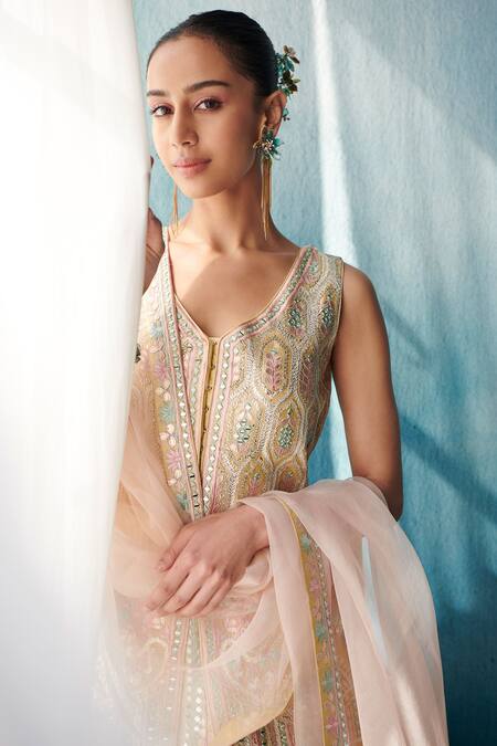 Shop SUHINO Yellow Silk, Organza Gota Patti, Mirrors, Embroidery Jacket With Lehenga Set Online at Aza Fashions Shop_SUHINO_Yellow Silk, Organza Gota Patti, Mirrors, Embroidery Jacket With Lehenga Set _Online_at_Aza_Fashions