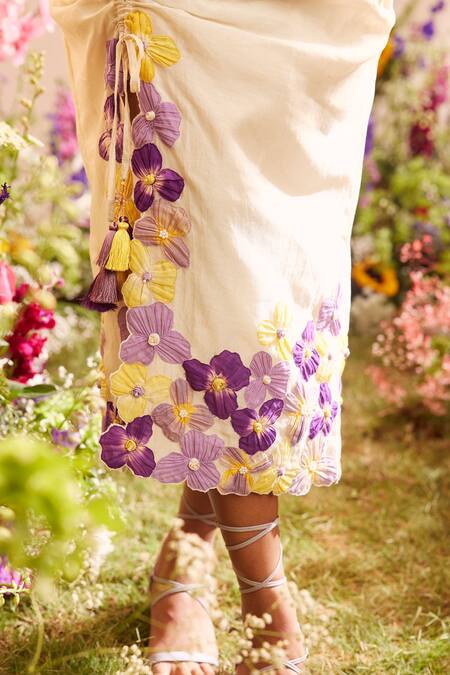 Chandrima Ivory Chanderi Tassels Pansy Patch Work Skirt Online at Aza Fashions Chandrima_Ivory Chanderi Tassels Pansy Patch Work Skirt _Online_at_Aza_Fashions