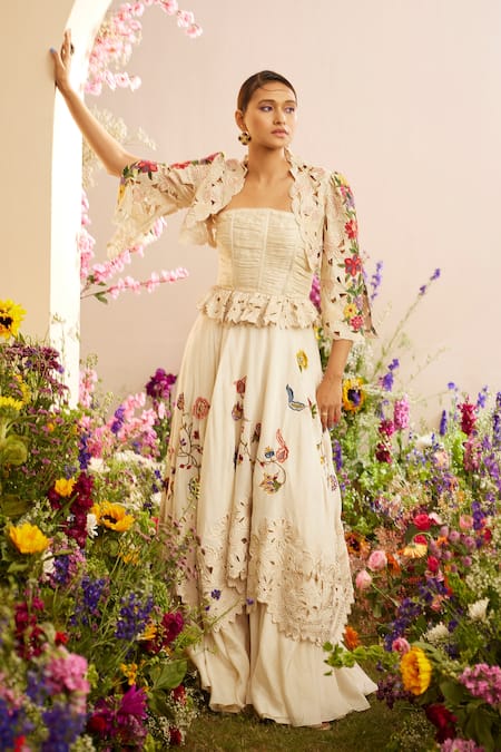 Chandrima Ivory Chanderi Embroidery Square Neck Ruched Corset Online at Aza Fashions Chandrima_Ivory Chanderi Embroidery Square Neck Ruched Corset _Online_at_Aza_Fashions