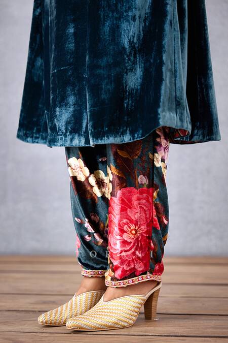 Shop_Torani_Blue Velvet, Cotton Voile And Organza Shabnami Makhmal Qurbat Kurta Set _Online_at_Aza_Fashions