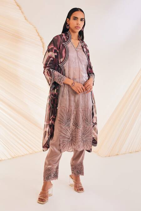 Divya Aggarwal Purple Organza Pearls, Beads, Embroidery V-neck Hand Kurta Set Online at Aza Fashions Divya Aggarwal_Purple Organza Pearls, Beads, Embroidery V-neck Hand Kurta Set _Online_at_Aza_Fashions