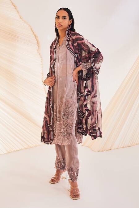 Buy Divya Aggarwal Purple Organza Pearls, Beads, Embroidery V-neck Hand Kurta Set Online at Aza Fashions Buy_Divya Aggarwal_Purple Organza Pearls, Beads, Embroidery V-neck Hand Kurta Set _Online_at_Aza_Fashions