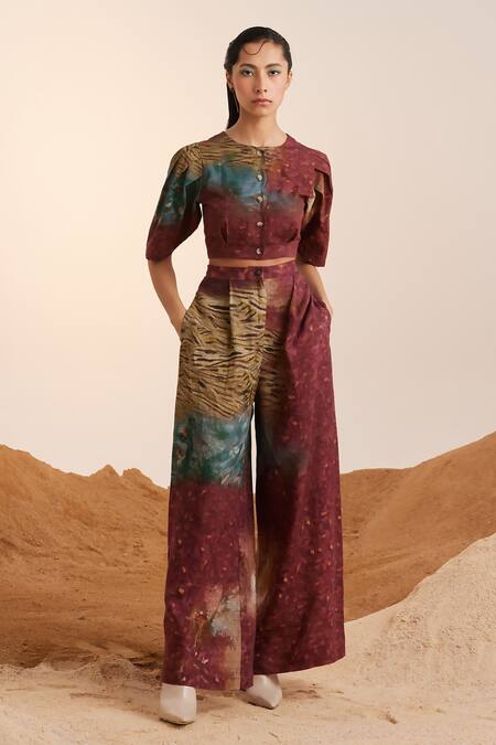 Buy_Cord_Brown Linen Grain Print Flared Pant_Online_at_Aza_Fashions