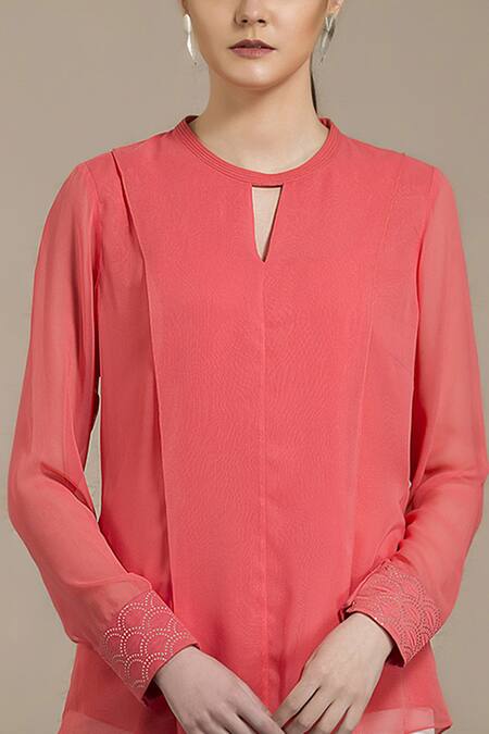 keyhole neckline top