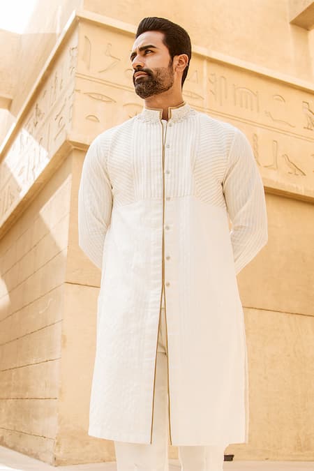 Soniya G White Handloom Silk Kurta And Salwar Set Online at Aza Fashions Soniya G_White Handloom Silk Kurta And Salwar Set _Online_at_Aza_Fashions