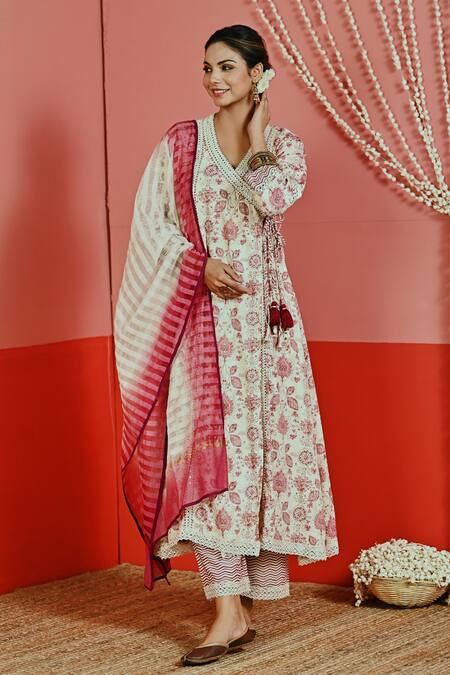 Myaara_White Cotton, Organza Embroidery, Tassels V-neck Leaf Print Anarkali Set _at_Aza_Fashions
