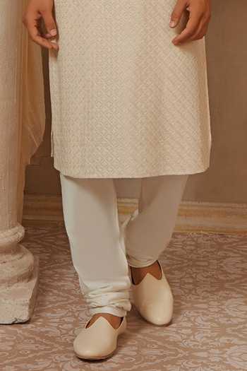 Buy Vanshik Beige Georgette Lucknowi Embroidered Kurta Set Online at Aza Fashions Buy_Vanshik_Beige Georgette Lucknowi Embroidered Kurta Set _Online_at_Aza_Fashions