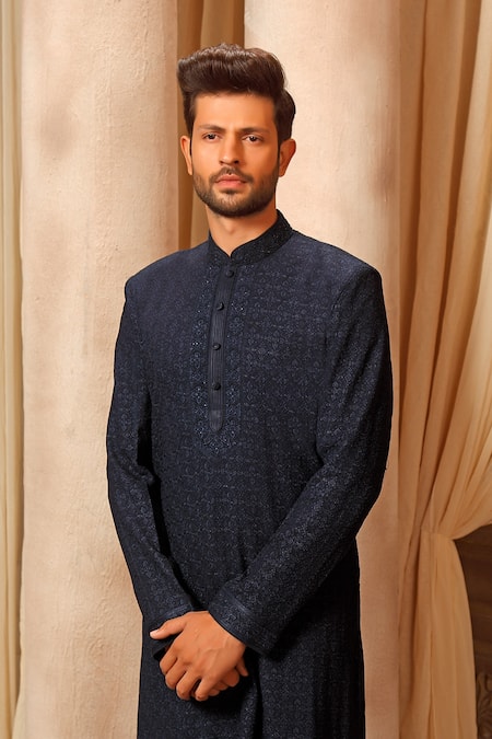 Shop_Vanshik_Blue Georgette Lucknowi Embroidered Kurta Set _at_Aza_Fashions