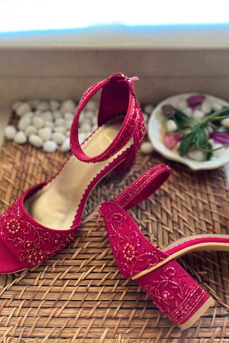 Modanta Footwear Red Embroidery Bead Block Heels Online at Aza Fashions Modanta Footwear_Red Embroidery Bead Block Heels _Online_at_Aza_Fashions