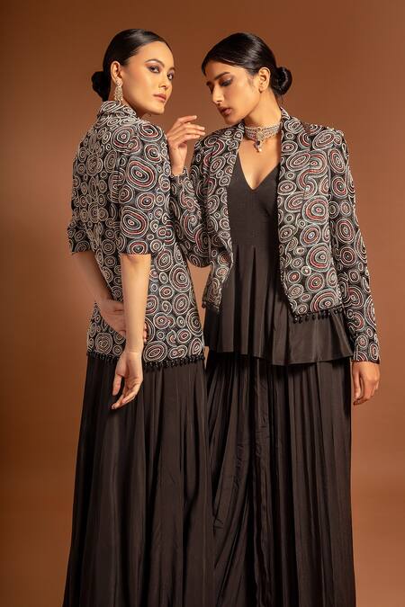 Sejal Kamdar_Black German And Pure Crape Print & Jacket & Pant Set  _Online_at_Aza_Fashions