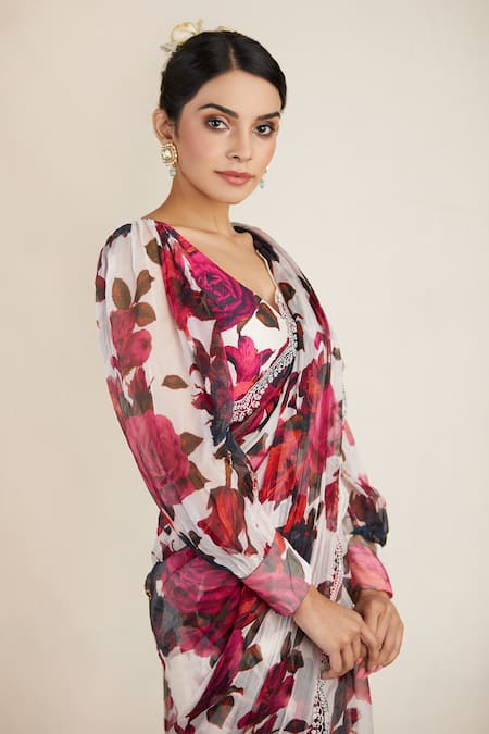 Shop Astha Narang White Crepe, Chiffon V Neck Floral Print Saree With Blouse Online at Aza Fashions Shop_Astha Narang_White Crepe, Chiffon V Neck Floral Print Saree With Blouse _Online_at_Aza_Fashions