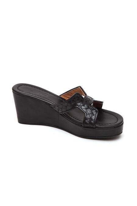 Buy Tissr Black Woven Leather Wedges Online at Aza Fashions Buy_Tissr_Black Woven Leather Wedges _Online_at_Aza_Fashions