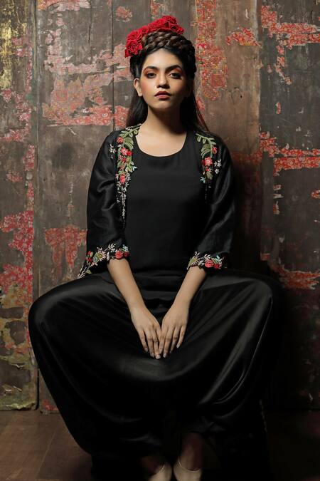 Shop_Usha Bagri_Black Chanderi Silk Embroidery Round Jacket And Kurta Set  _at_Aza_Fashions