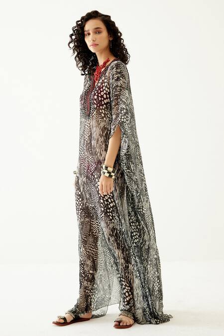 Payal Jain Black Crinkle Chiffon Abstract Pattern Notched Kaftan Online at Aza Fashions Payal Jain_Black Crinkle Chiffon Abstract Pattern Notched Kaftan_Online_at_Aza_Fashions