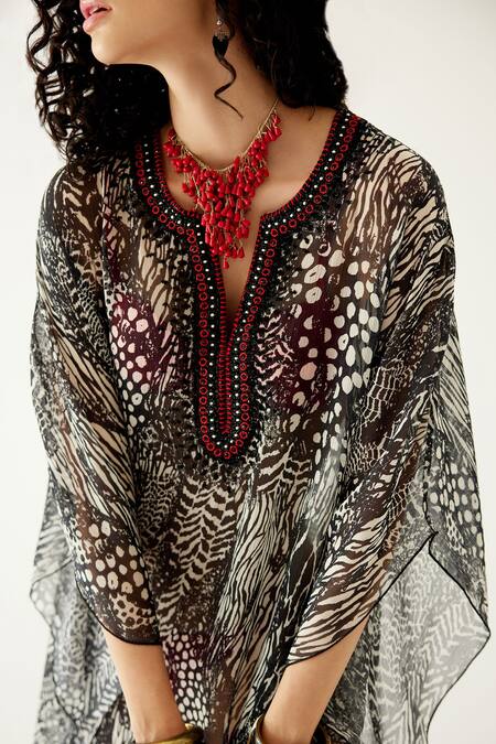 Payal Jain Black Crinkle Chiffon Abstract Pattern Notched Kaftan at Aza Fashions Payal Jain_Black Crinkle Chiffon Abstract Pattern Notched Kaftan_at_Aza_Fashions