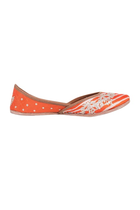 Imlee Jaipur_Orange Embroidered Pittan Juttis _Online_at_Aza_Fashions