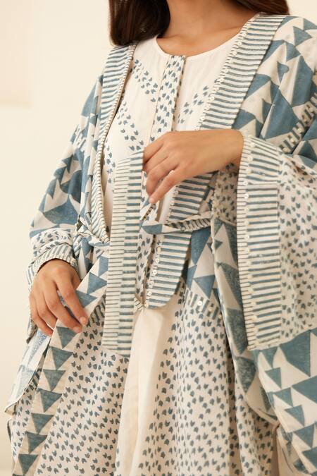 Vootbuy Women's Pure Silk Cotton Kurti with Geometric Design
