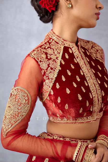 Buy Torani Red Silk, Velvet, Net Sindoori Taashi Choli Online at Aza Fashions Buy_Torani_Red Silk, Velvet, Net Sindoori Taashi Choli _Online_at_Aza_Fashions