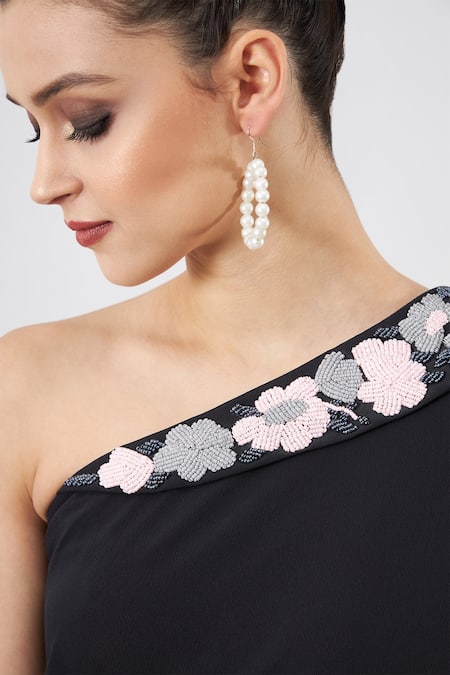 Aakaar_Black Shawl Neck Asymmetrical Bead Embellished Kaftan Set _Online_at_Aza_Fashions