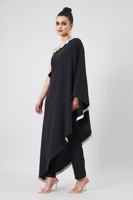 Buy_Aakaar_Black Shawl Neck Asymmetrical Bead Embellished Kaftan Set _Online_at_Aza_Fashions