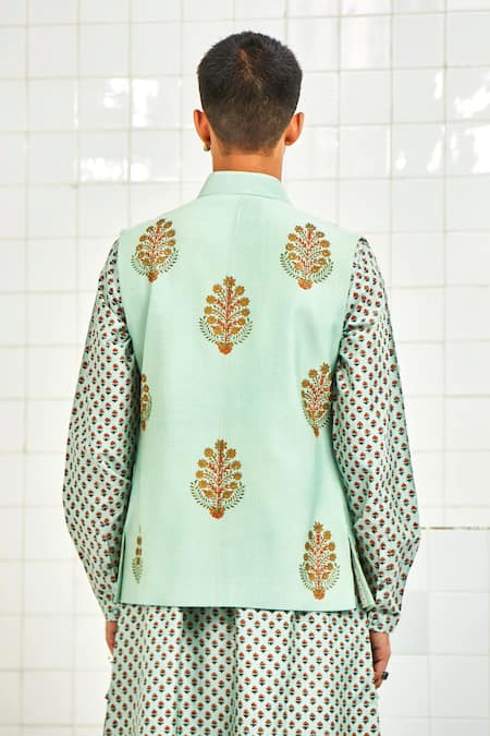 Shop Rajesh Pratap Singh Green Viscose Textured Nehru Jacket at Aza Fashions Shop_Rajesh Pratap Singh_Green Viscose Textured Nehru Jacket _at_Aza_Fashions