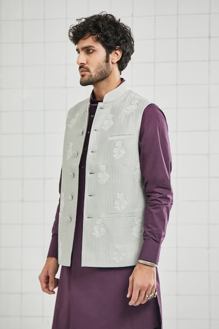 Shop Rajesh Pratap Singh Grey Viscose Anakar Handwoven Quilted Bundi Online at Aza Fashions Shop_Rajesh Pratap Singh_Grey Viscose Anakar Handwoven Quilted Bundi _Online_at_Aza_Fashions