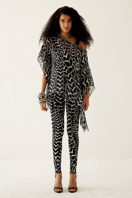 Buy Payal Jain Black Chiffon Abstract Pattern Straight Short Kaftan Online at Aza Fashions Buy_Payal Jain_Black Chiffon Abstract Pattern Straight Short Kaftan_Online_at_Aza_Fashions