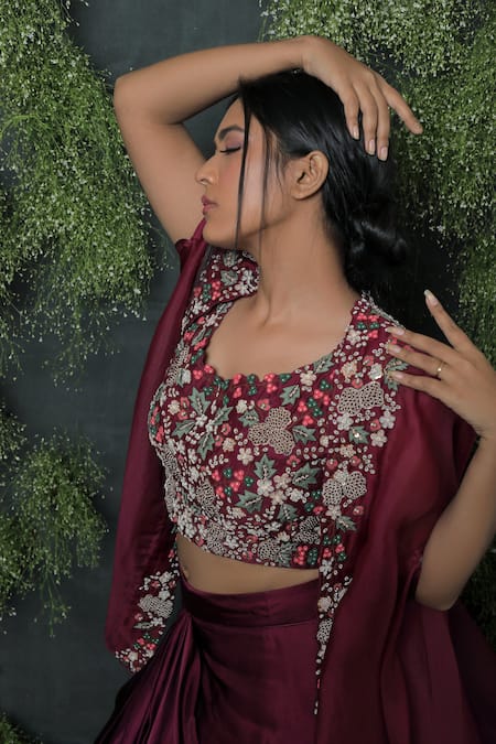 Buy_Usha Bagri_Purple Organza, Satin V Neck Draped Skirt Set With Cape _Online_at_Aza_Fashions