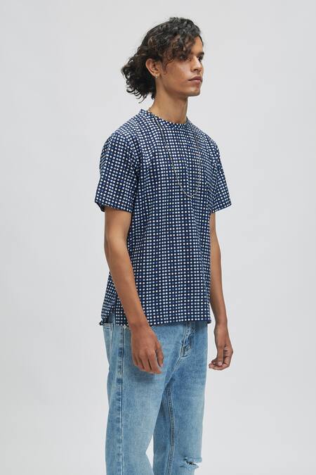 Terra Luna Blue 100% Organic Handloom Cotton Moon Milos T-shirt Online at Aza Fashions Terra Luna_Blue 100% Organic Handloom Cotton Moon Milos T-shirt _Online_at_Aza_Fashions