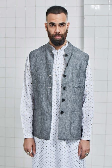 Rajesh Pratap Singh  Kundal Reversible Linen Bundi 