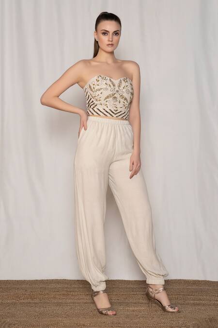Buy Amrta By Guneet Kondal Gold Viscose Beads, Sequins, Embroidery Sweetheart Neck Bustier And Jogger Set Online at Aza Fashions Buy_Amrta By Guneet Kondal_Gold Viscose Beads, Sequins, Embroidery Sweetheart Neck Bustier And Jogger Set _Online_at_Aza_Fashions