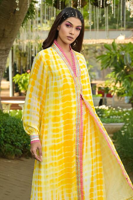Shop Disha Kahai Yellow Georgette Gota Patti, Embroidery Tie-dye Pattern Kurta And Palazzo Set Online at Aza Fashions Shop_Disha Kahai_Yellow Georgette Gota Patti, Embroidery Tie-dye Pattern Kurta And Palazzo Set_Online_at_Aza_Fashions