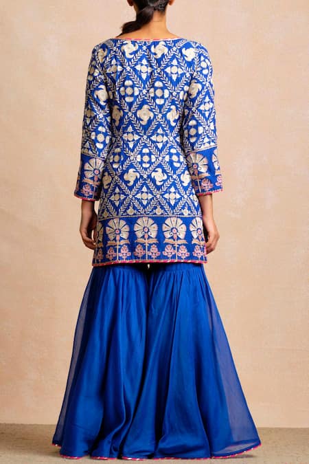 Shop Sue Mue Blue Handloom Maheshwari Cotton Round Kurta Set at Aza Fashions Shop_Sue Mue_Blue Handloom Maheshwari Cotton Round Kurta Set _at_Aza_Fashions