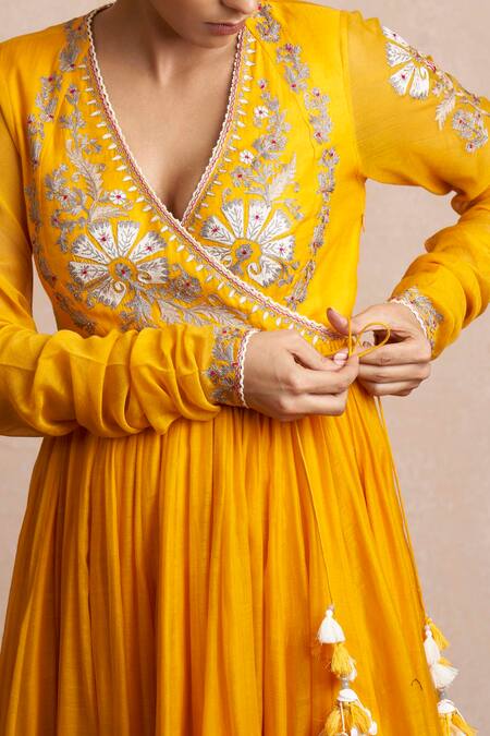 Buy Sue Mue Yellow Handloom Maheshwari Cotton, Lycra Crepe V Neck Anarkali Set Online at Aza Fashions Buy_Sue Mue_Yellow Handloom Maheshwari Cotton, Lycra Crepe V Neck Anarkali Set _Online_at_Aza_Fashions