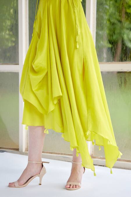 Garima Bindal_Green , Silk V-neck Dazzle Up Crop Top And Skirt Set _at_Aza_Fashions