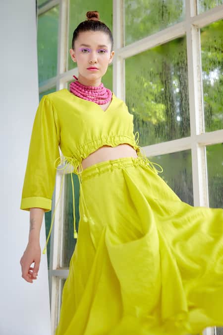 Buy_Garima Bindal_Green , Silk V-neck Dazzle Up Crop Top And Skirt Set 