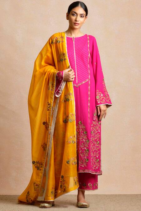 Sue Mue Yellow Maheshwari Handloom Cotton Round Embroidered Kurta Set Online at Aza Fashions Sue Mue_Yellow Maheshwari Handloom Cotton Round Embroidered Kurta Set _Online_at_Aza_Fashions
