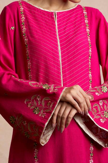 Shop Sue Mue Yellow Maheshwari Handloom Cotton Round Embroidered Kurta Set Online at Aza Fashions Shop_Sue Mue_Yellow Maheshwari Handloom Cotton Round Embroidered Kurta Set _Online_at_Aza_Fashions