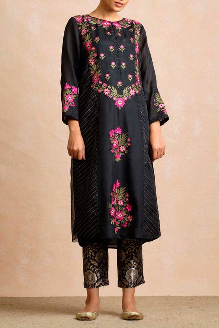 Sue Mue_Black Banarasi, Kora Round Embroidered Kurta Set _Online_at_Aza_Fashions