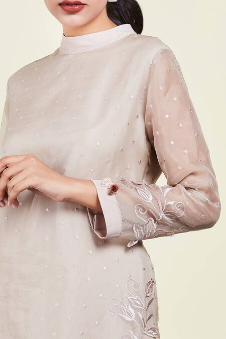 Buy_Sue Mue_Beige Organza, Mul Round Embroidered Kurta Set _Online_at_Aza_Fashions