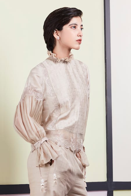 Sue Mue Embroidered Top 