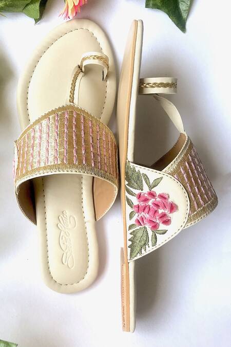 Women Summer Hollow Leather Wedge Casual Sandals | New trend shoes, Casual  sandals, Women shoes