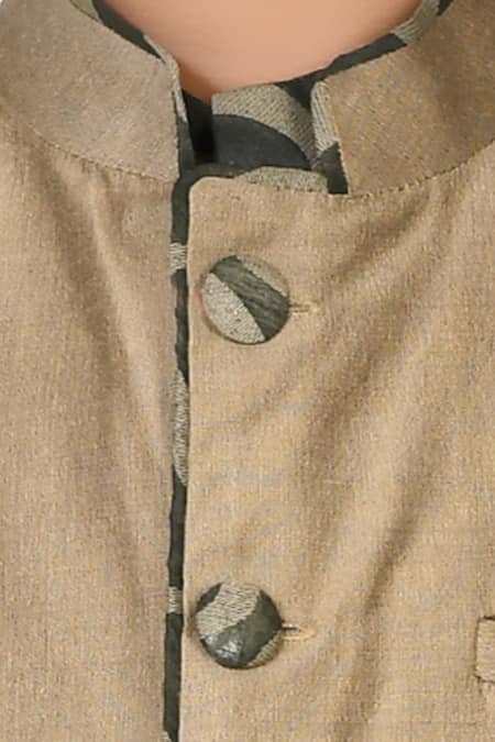 Petite Pomme_Green Handloom Cotton, Silk Embroidery Woven Kurta Set _at_Aza_Fashions