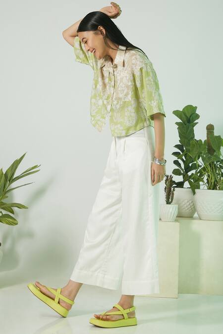 Ekastories_Ivory Cotton Split V-neck Enthral Print Shirt And Pant Set _Online_at_Aza_Fashions